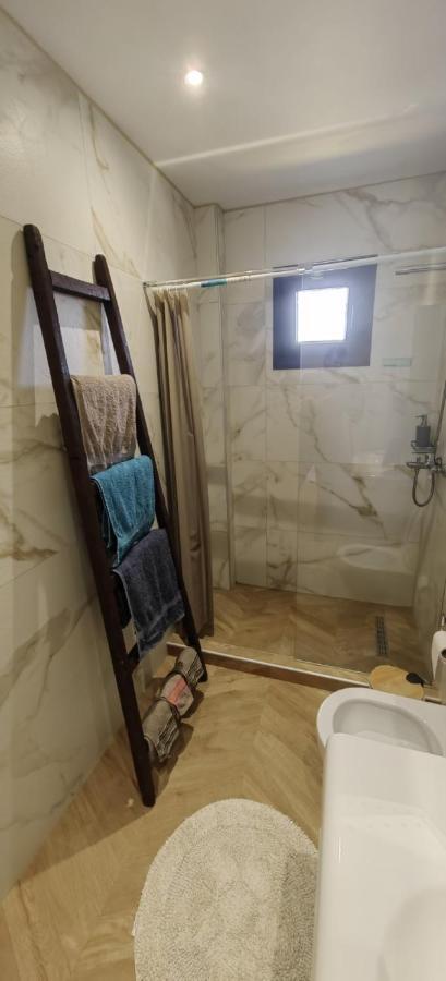 Theasis1 Villa Néosz Marmarász Kültér fotó